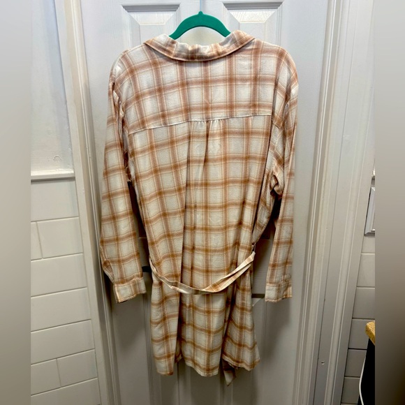 Abercrombie & Fitch Flannel Dress - Picture 2 of 5